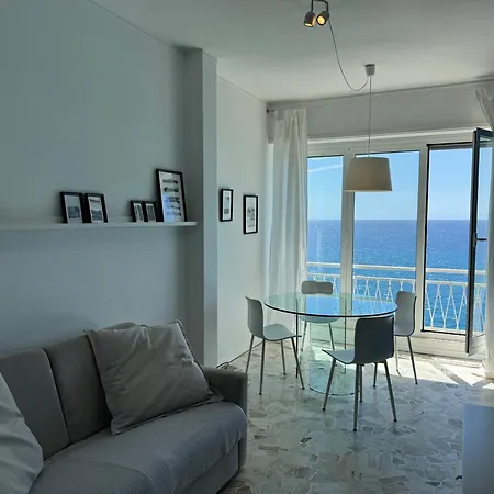 Sally's - Casa Blu * Sanremo