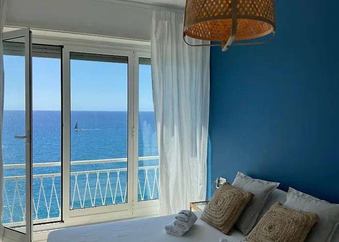 Sally's - Casa Blu * San Remo